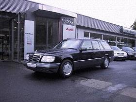 Mercedes-Benz E220 T